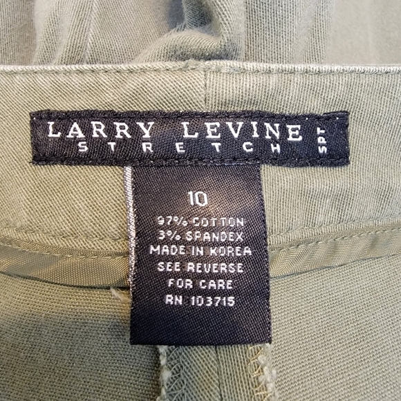 Larry Levine size 10 Green capris - Picture 6 of 11
